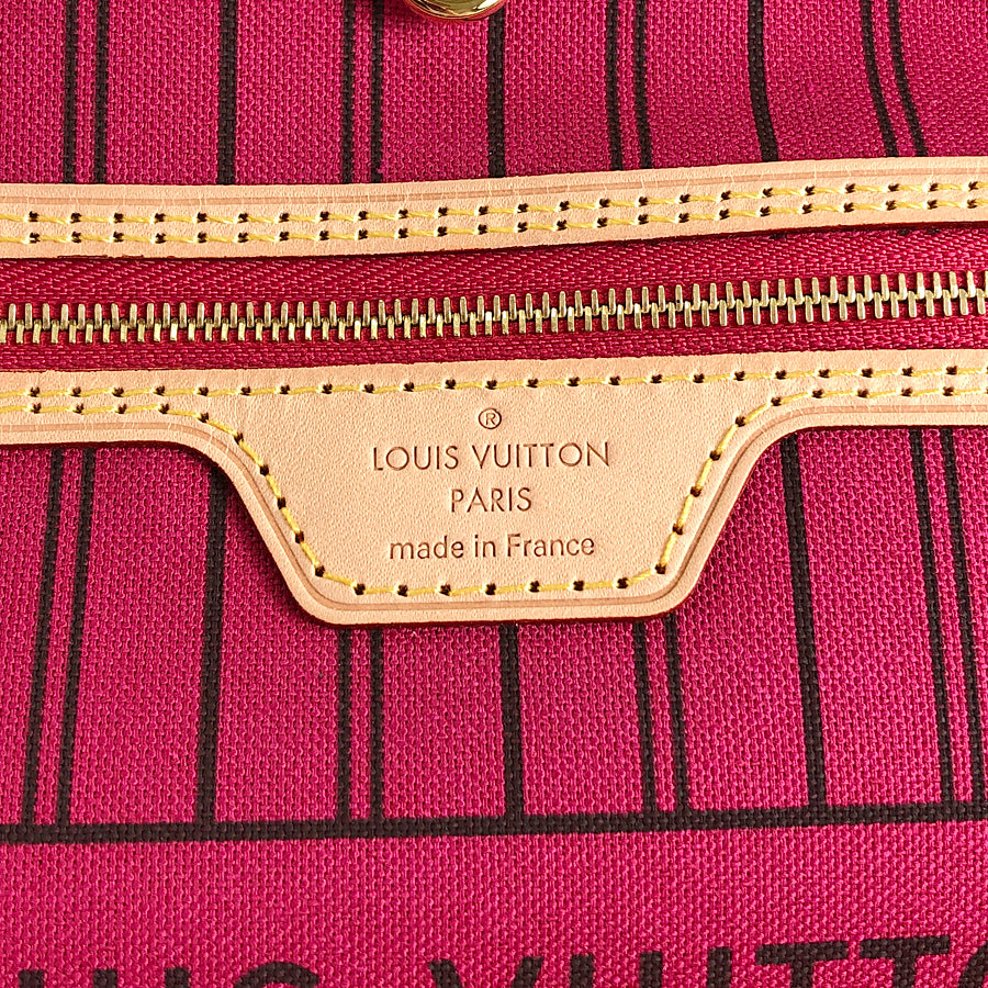 LOUIS VUITTON Monogram Neverfull MM Tote Bag