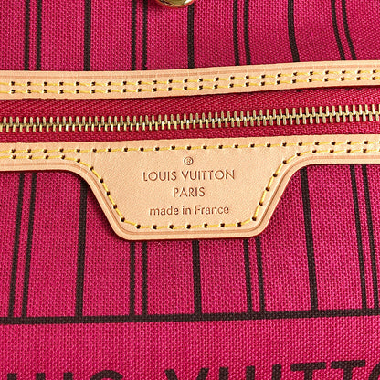 LOUIS VUITTON Monogram Neverfull MM Tote Bag