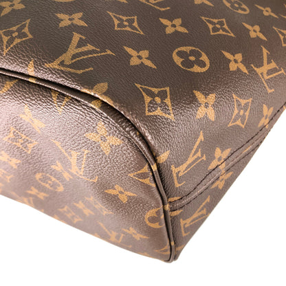 LOUIS VUITTON Monogram Neverfull MM Tote Bag
