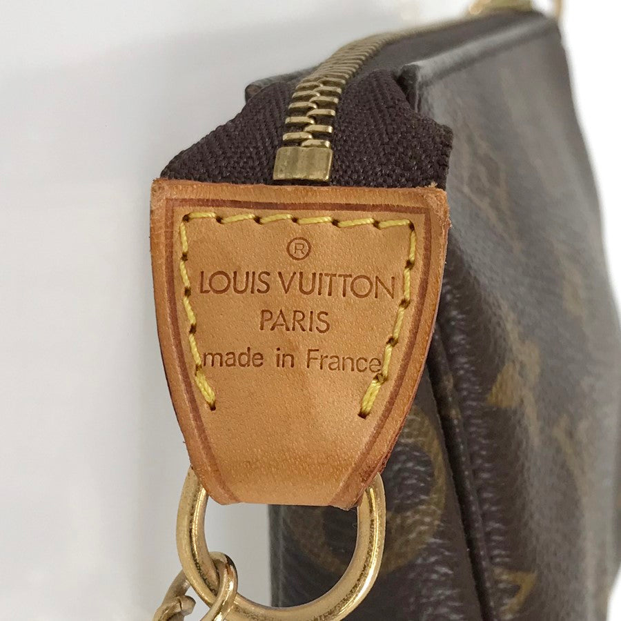 LOUIS VUITTON Monogram Mini Pochette Accessoires Pouch