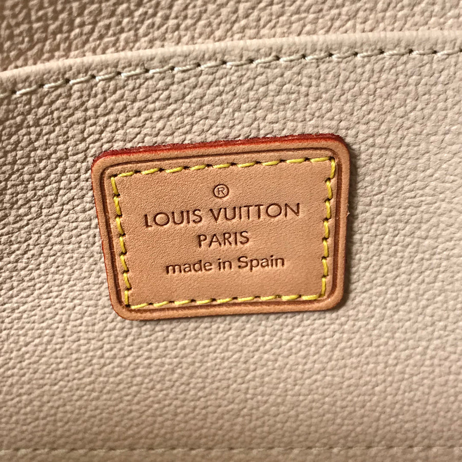 LOUIS VUITTON Monogram Pochette Cosmetique M47515 Pouch