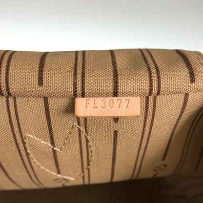LOUIS VUITTON Monogram Neverfull GM Tote Bag