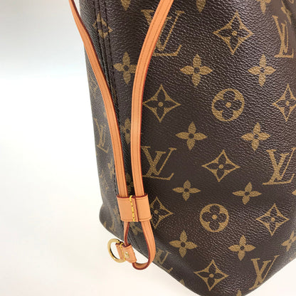 LOUIS VUITTON Monogram Neverfull MM Tote Bag