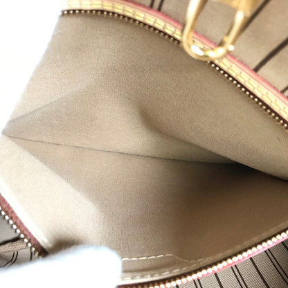 LOUIS VUITTON Monogram Neverfull MM Tote Bag