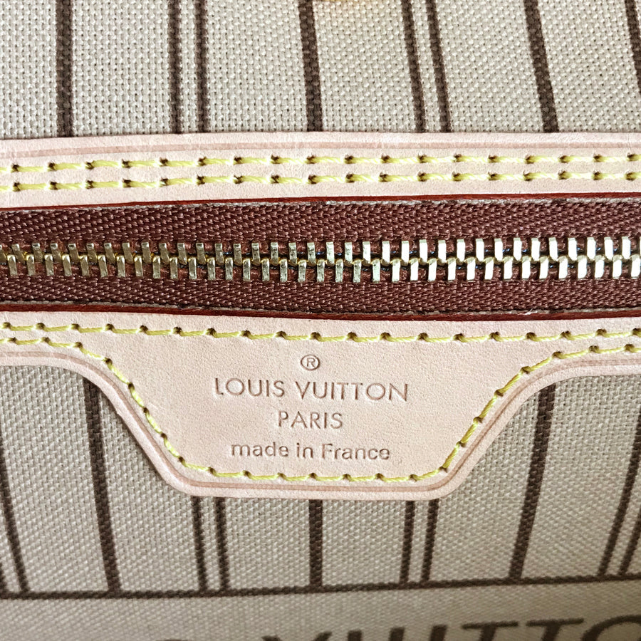 LOUIS VUITTON Monogram Neverfull MM Tote Bag