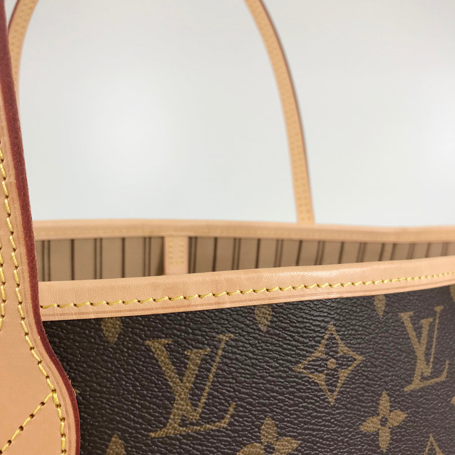 LOUIS VUITTON Monogram Neverfull MM Tote Bag