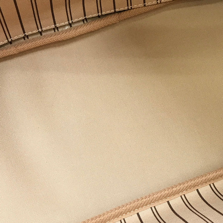 LOUIS VUITTON Monogram Neverfull MM Tote Bag