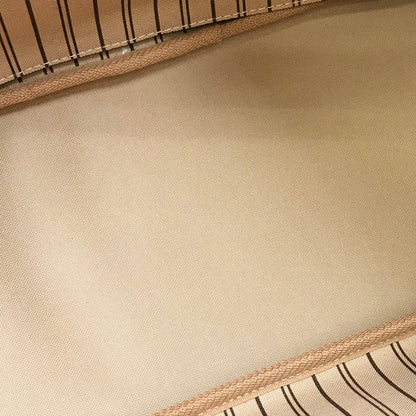 LOUIS VUITTON Monogram Neverfull MM Tote Bag