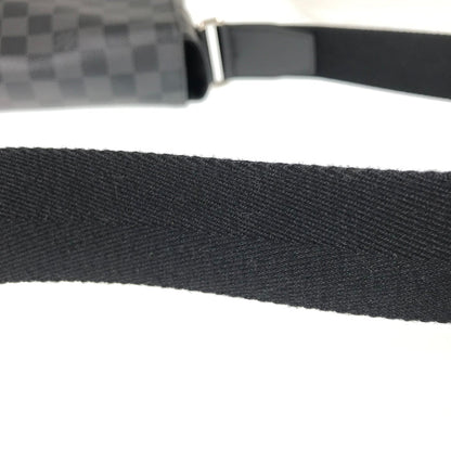 LOUIS VUITTON Messenger bag
