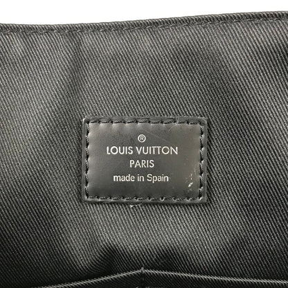 LOUIS VUITTON Messenger bag