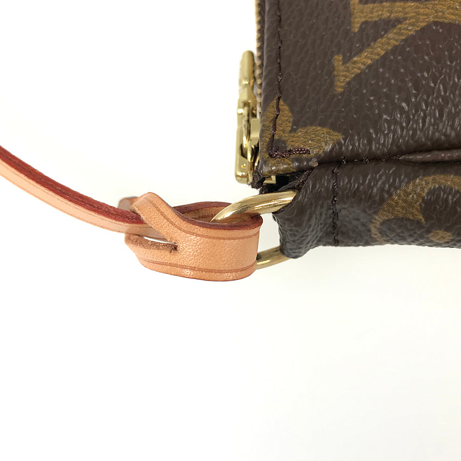LOUIS VUITTON Monogram Pochette Accessoires M51980 Pouch