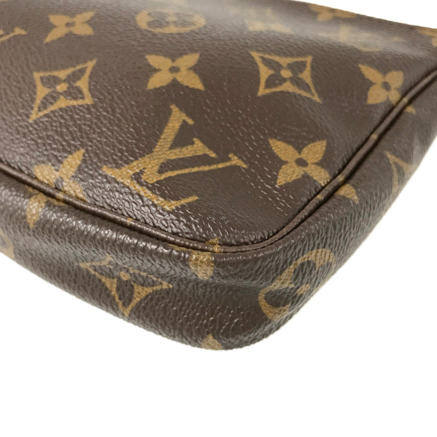 LOUIS VUITTON Monogram Pochette Accessoires M51980 Pouch