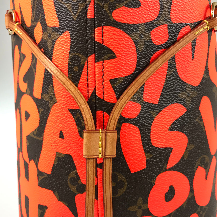 LOUIS VUITTON Monogram Graffiti Neverfull GM M93702 Tote bag