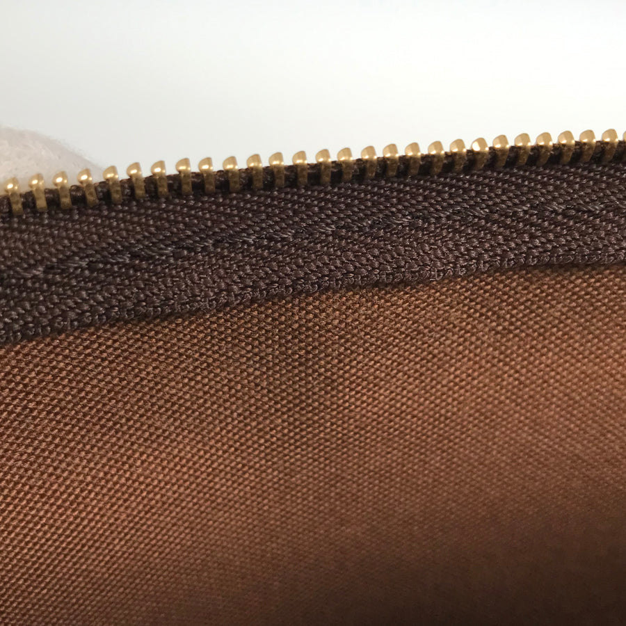 LOUIS VUITTON Monogram Pochette Accessoires Pouch
