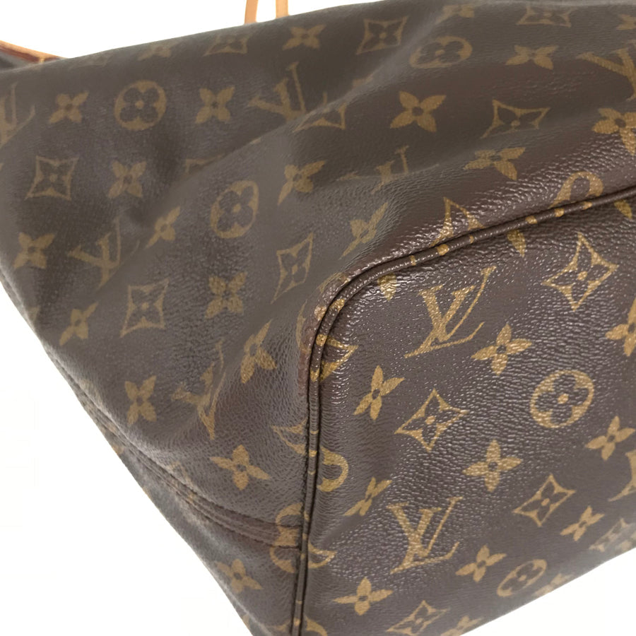 LOUIS VUITTON Monogram Neverfull GM Tote Bag