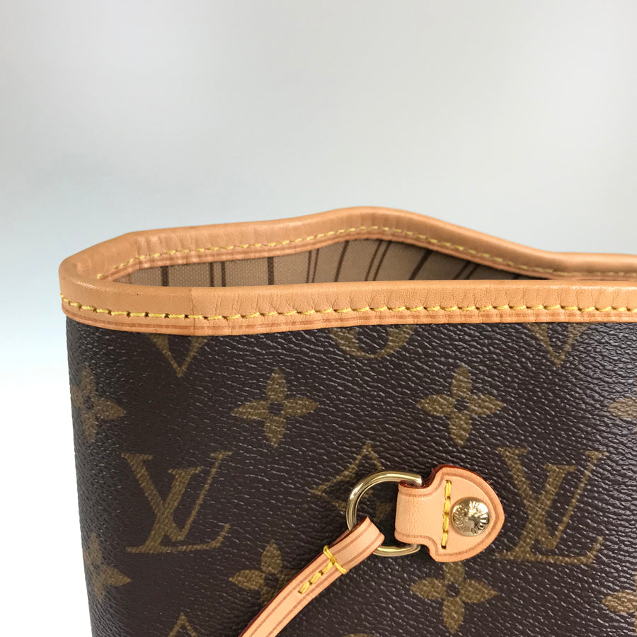 LOUIS VUITTON Monogram Neverfull GM Tote Bag
