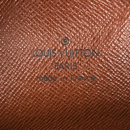 LOUIS VUITTON Shoulder Bag