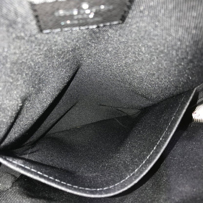 LOUIS VUITTON Taiga body bag