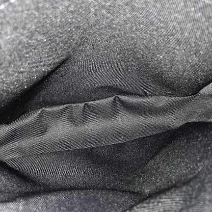 LOUIS VUITTON Taiga body bag