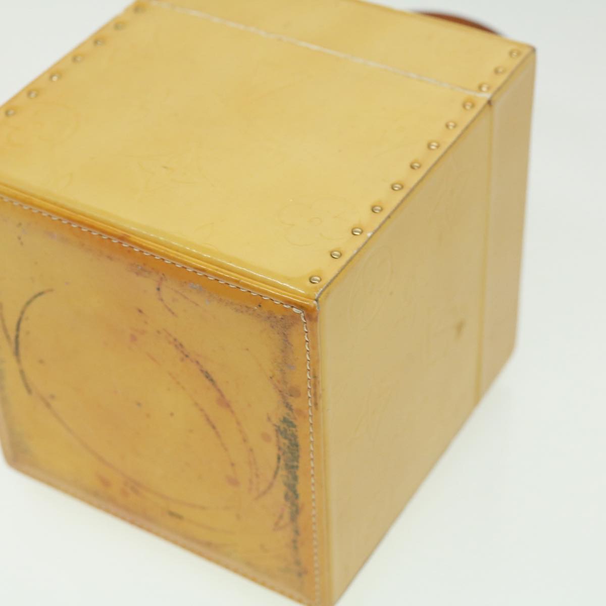 LOUIS VUITTON Monogram Vernis Bleecker Cosmetic Pouch Beige M91002 Auth tp501