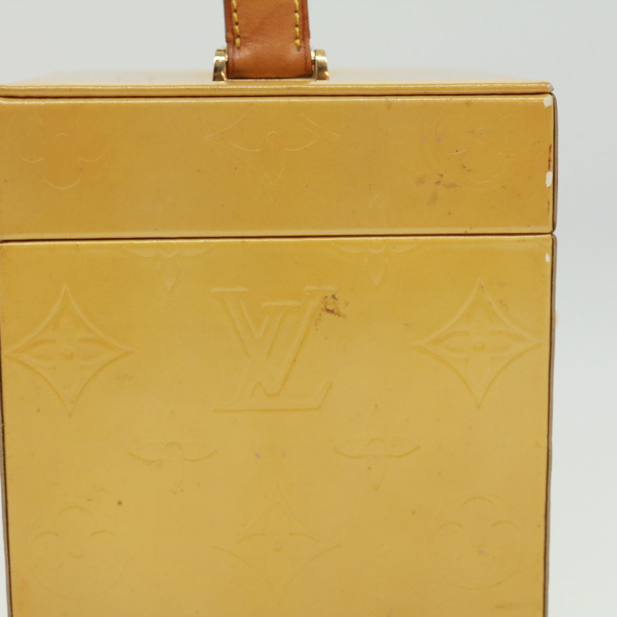 LOUIS VUITTON Monogram Vernis Bleecker Cosmetic Pouch Beige M91002 Auth tp501