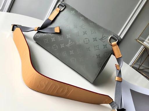Louis Vuitton Messenger PM Monogram Titanium